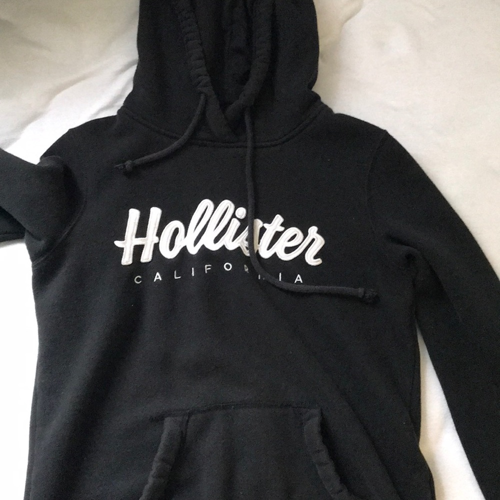 “Hollister” hoodie pullover